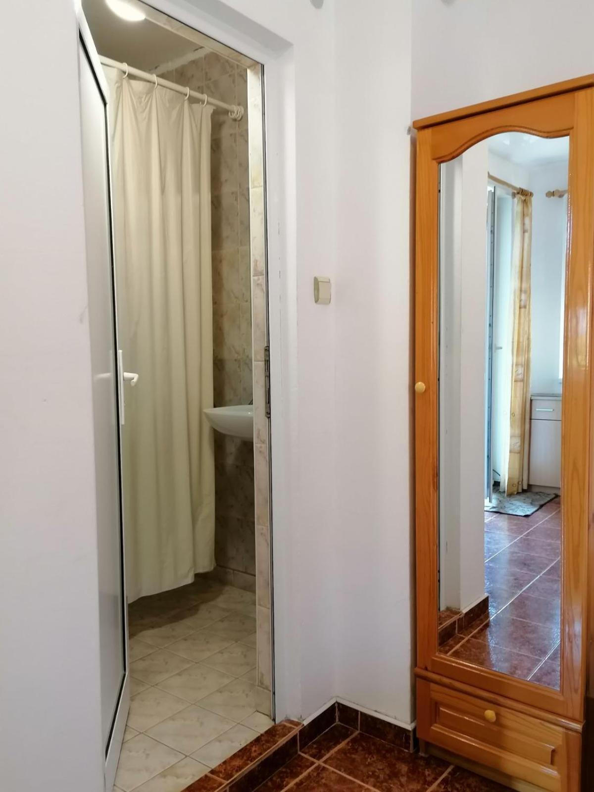 Guest House Sokratovi Obzor Buitenkant foto